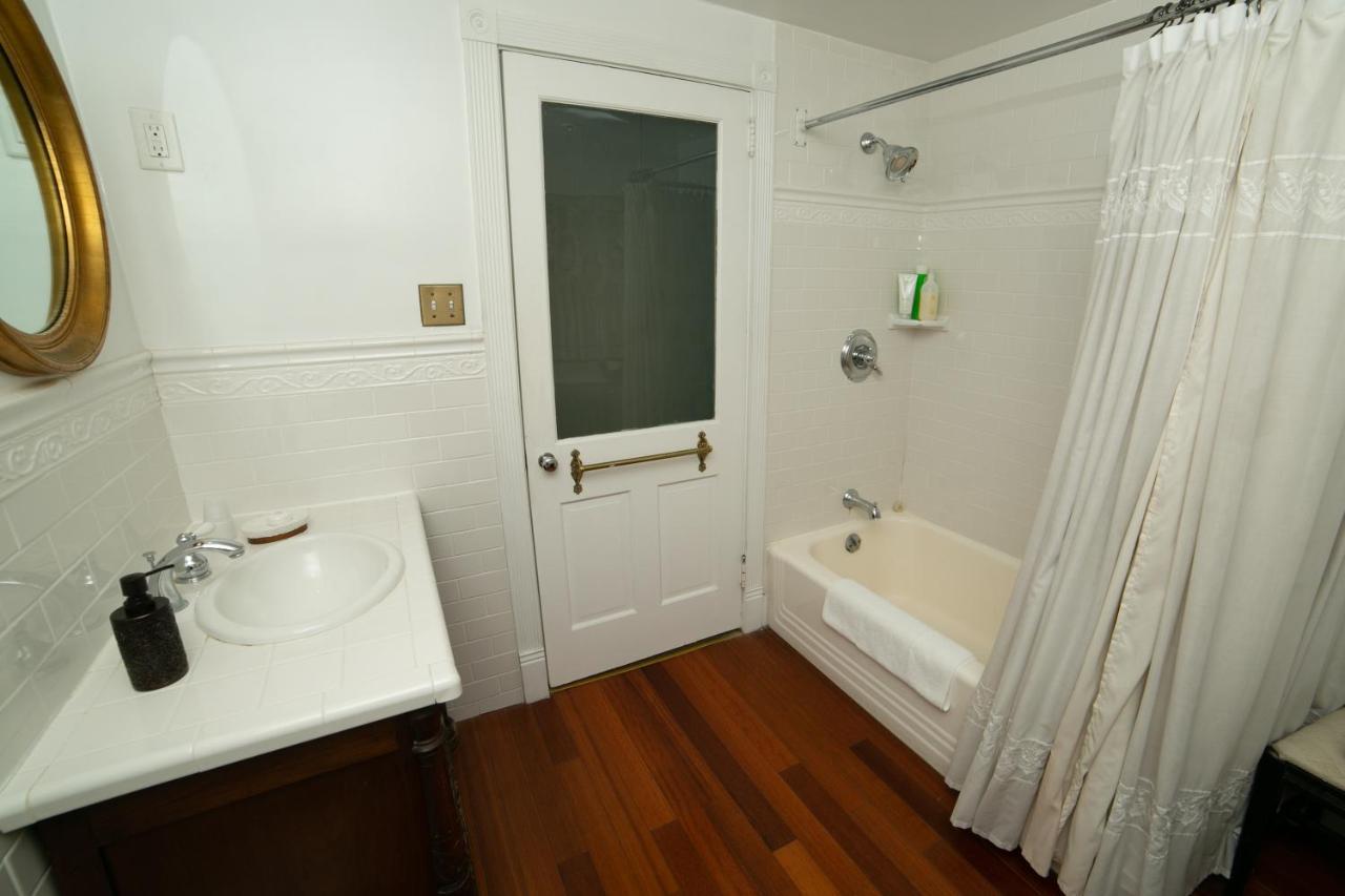 Faunbrook Bed & Breakfast (Adults Only) West Chester Pokoj fotografie